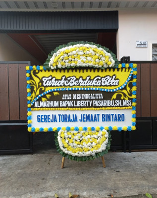 Papan Bunga Duka di Sumberwringin